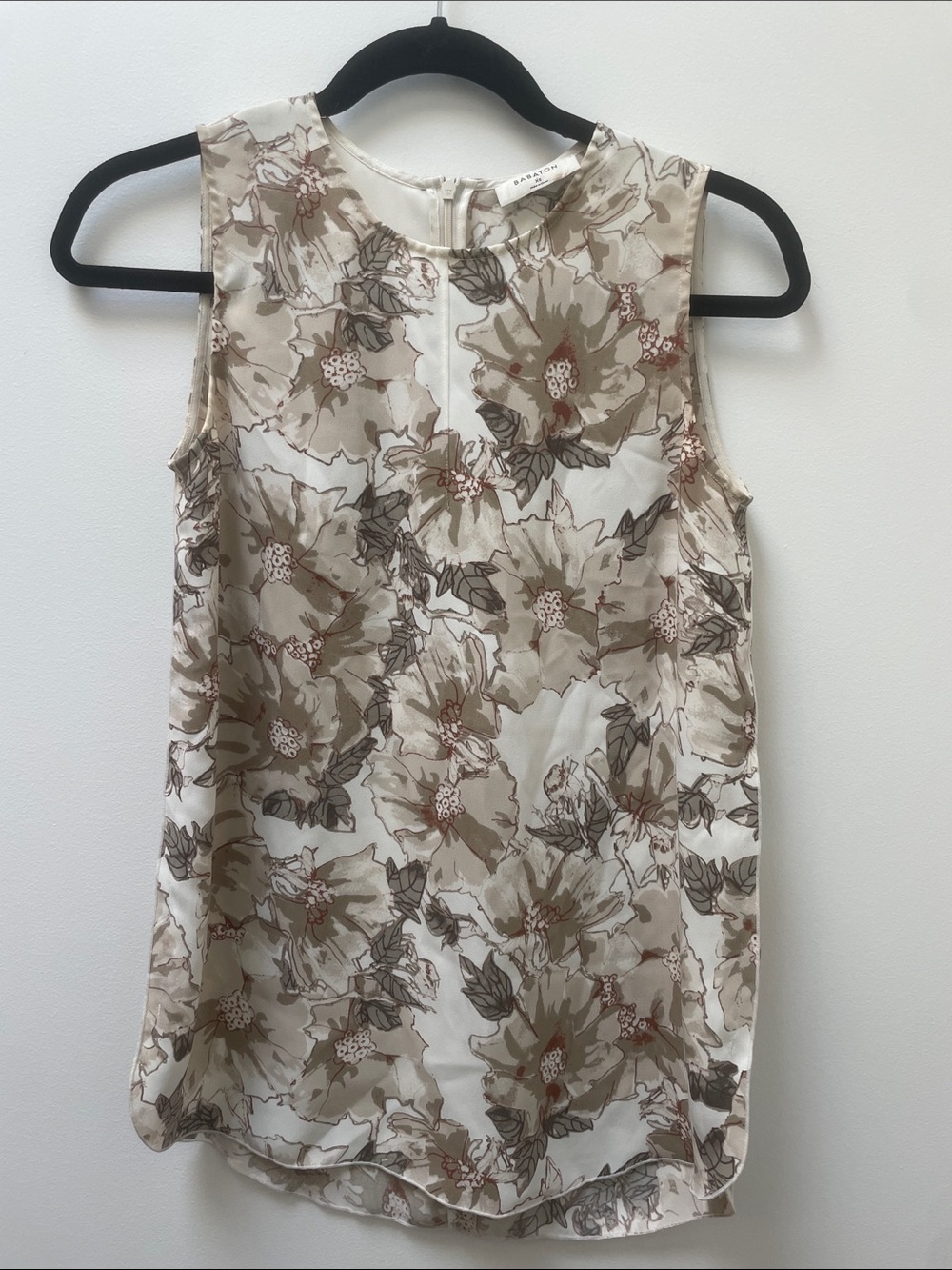Aritzia Babaton Floral Tank Blouse Size XS  Cottagecore Romantic